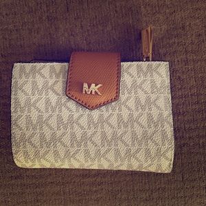 Michael Kors wallet